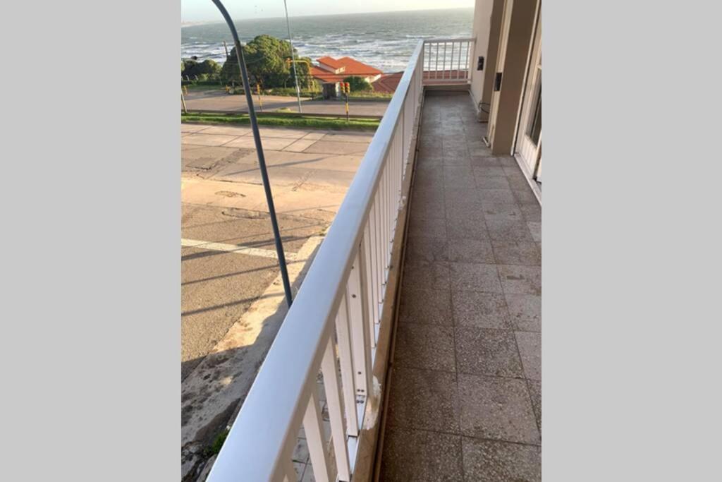 Mar Del Plata Frente Al Mar Biblioteca Apartamento Exterior foto